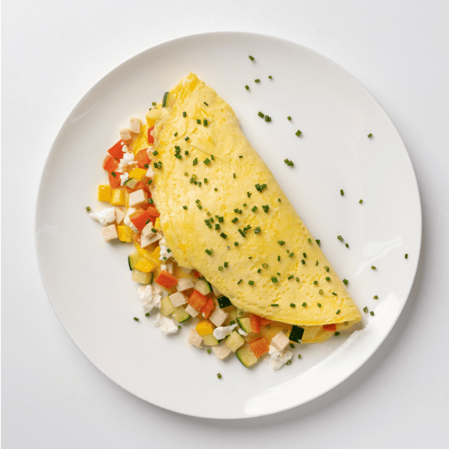 Zucchini, Red Pepper & Feta Cheese Omelet with Chicken
