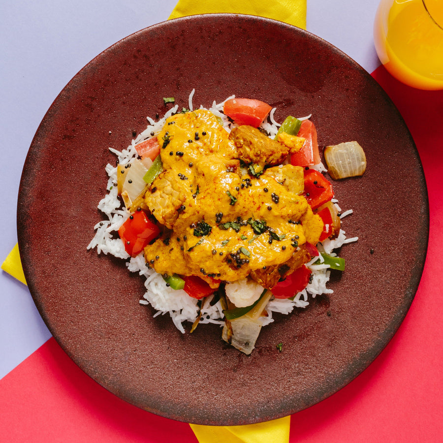 Kerala Curried Tempeh with Cauliflower & Peppers (Brown Rice)